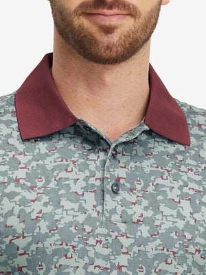 Front view from nose to chest of model wearing grey/wine camo premium ribbed collar print polo shirts